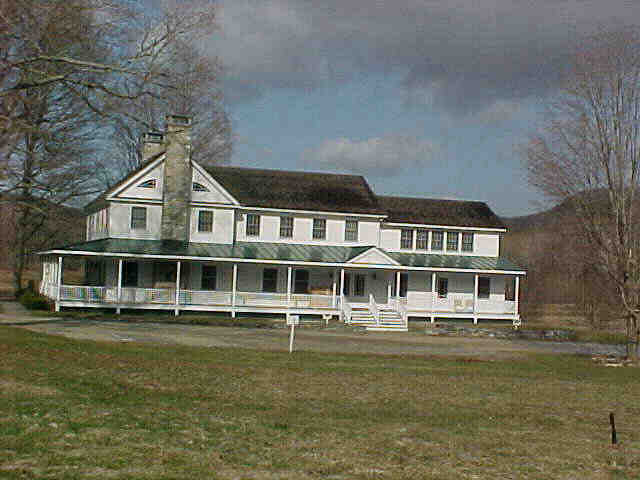 Building photograph for 558 LIME ROCK ROAD